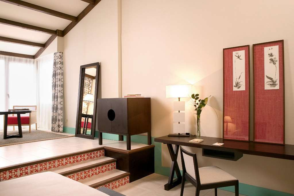 Hotel Encinar De 4*