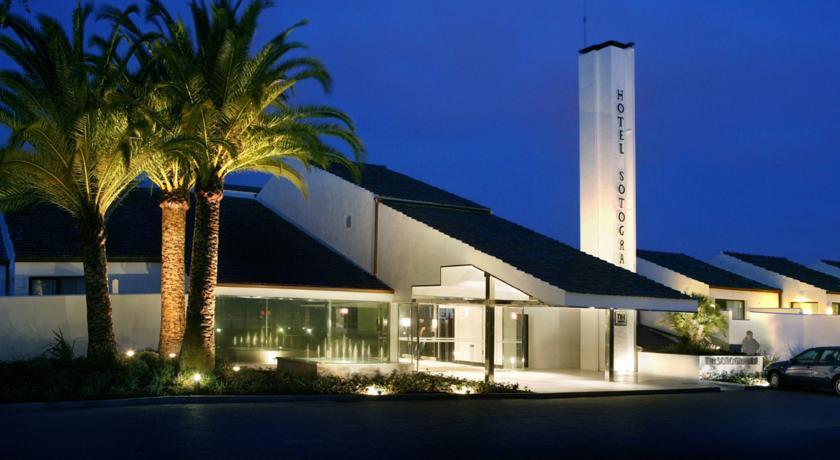 Encinar De Hotel 4*